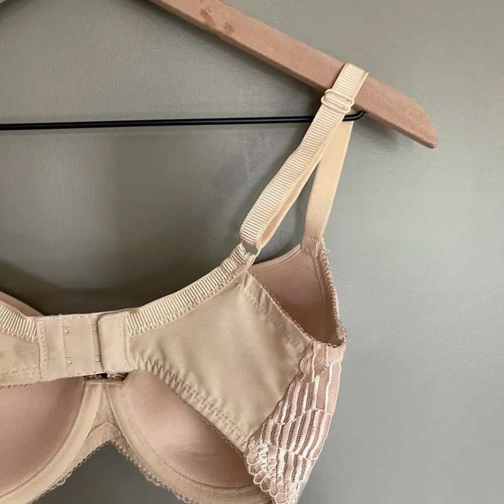 WACOAL La Femme Underwire T-Shirt Bra‎ Sand Size 30DDD Nude Tan Comfortable Lace